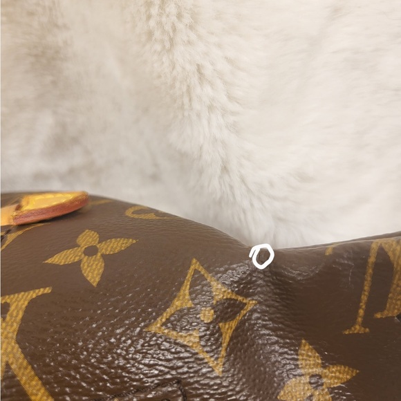 Louis Vuitton monogram bum bag - Picture 12 of 16
